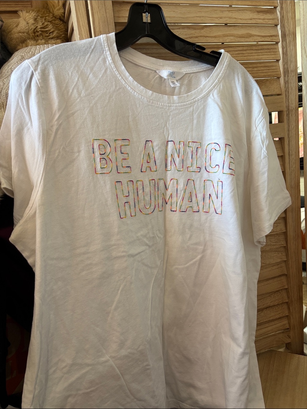 Time and Tru White Tee with Multicolor Embroidered 'Be A Nice Human' XXL